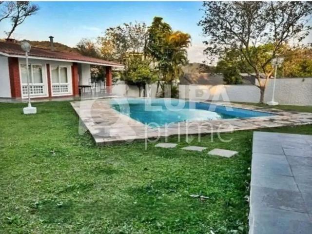 Casa / Sobrado em Condomínio para Venda em Mairiporã/SP Capoavinha 5 Quartos