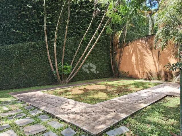 Casa / Sobrado em Condomínio para Venda em Mairiporã/SP Caraguatá 6 Quartos