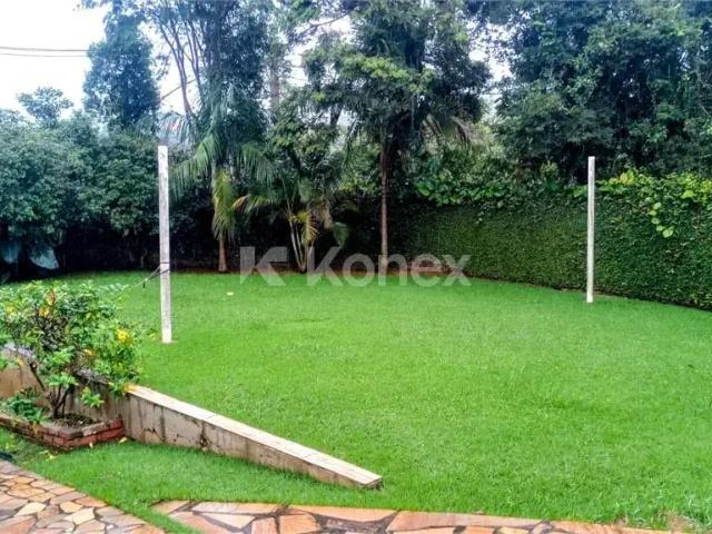 Casa / Sobrado em Condomínio para Venda em Mairiporã/SP Rio Abaixo 4 Quartos