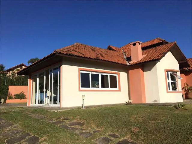 Casa / Sobrado em Condomínio para Venda em Mairiporã/SP Roseira 3 Quartos