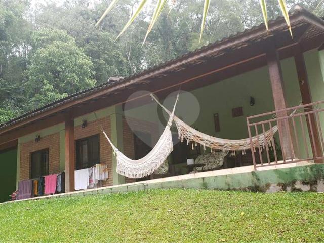Casa / Sobrado em Condomínio para Venda em Mairiporã/SP Serra da Cantareira 3 Quartos