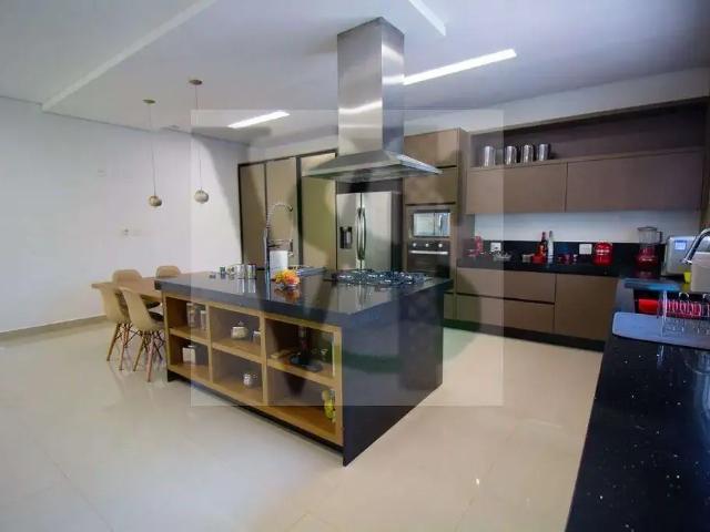 Casa / Sobrado em Condomínio para Venda em Mairiporã/SP Serra da Cantareira 4 Quartos