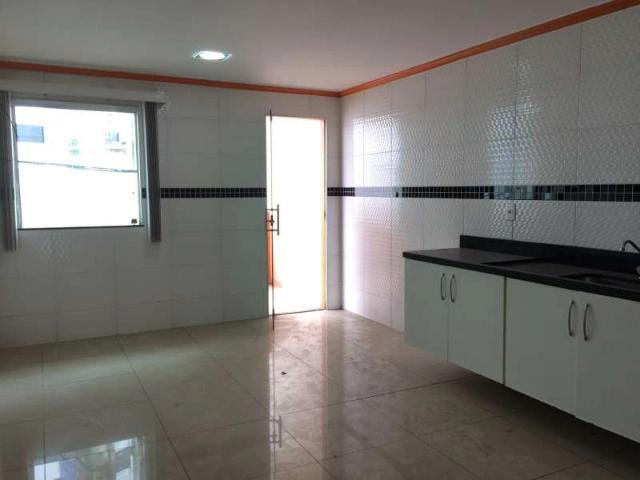 Casa / Sobrado em Condomínio para Venda em Manaus/AM Chapada 2 Quartos