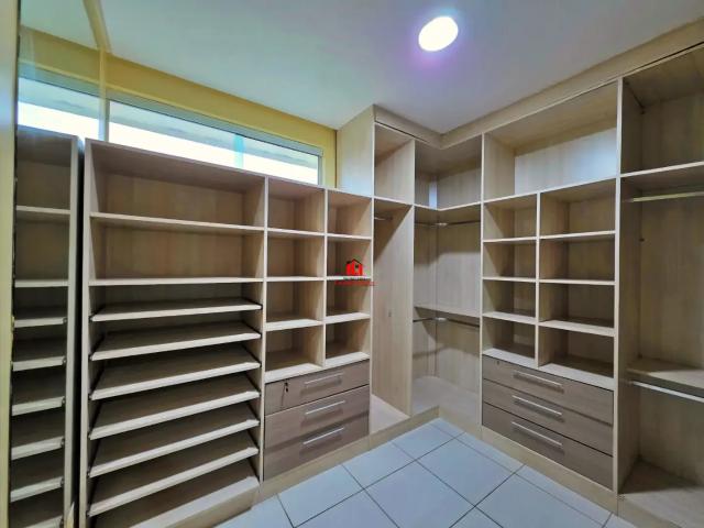 Casa / Sobrado em Condomínio para Venda em Manaus/AM Colônia Terra Nova 4 Quartos