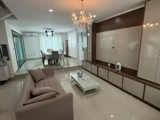 Casa / Sobrado em Condomínio para Venda em Manaus/AM Flores 5 Quartos