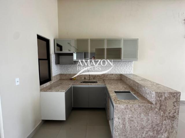 Casa / Sobrado em Condomínio para Venda em Manaus/AM Ponta Negra 3 Quartos