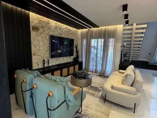 Casa / Sobrado em Condomínio para Venda em Maracanaú/CE Luzardo Viana 4 Quartos