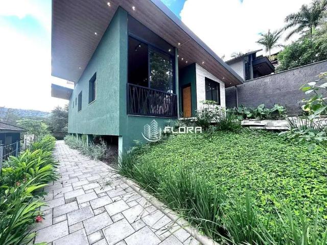 Casa / Sobrado em Condomínio para Venda em Maricá/RJ Caxito 4 Quartos