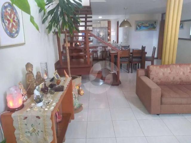 Casa / Sobrado em Condomínio para Venda em Maricá/RJ Centro 4 Quartos