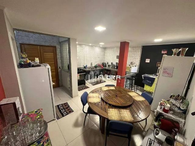 Casa / Sobrado em Condomínio para Venda em Maricá/RJ Centro 2 Quartos