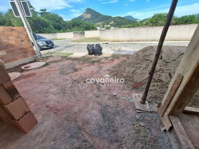 Casa / Sobrado em Condomínio para Venda em Maricá/RJ Ubatiba 2 Quartos