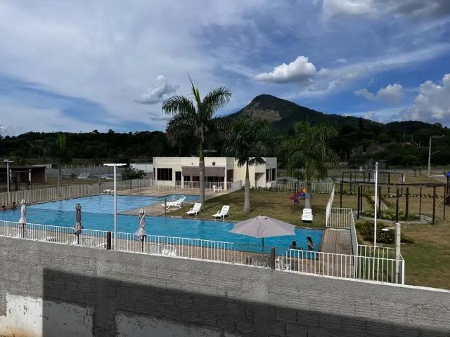 Casa / Sobrado em Condomínio para Venda em Maricá/RJ Ubatiba 2 Quartos