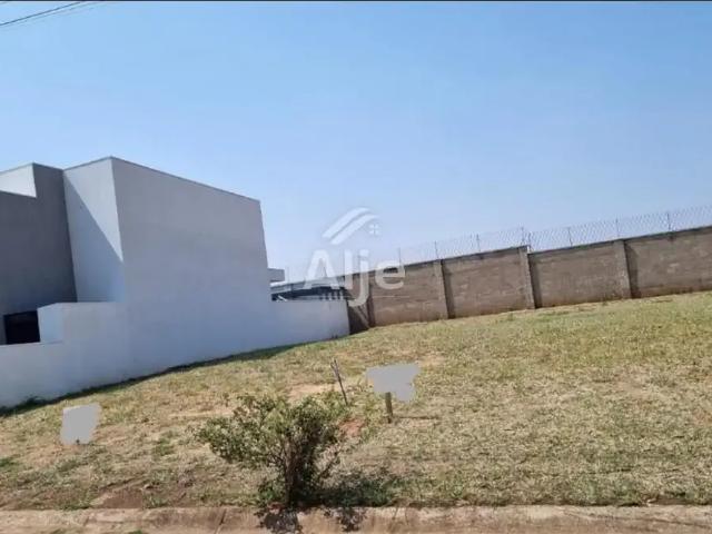 Casa / Sobrado em Condomínio para Venda em Marília/SP Residencial Villa Flora Aquarius