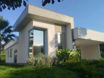 Casa / Sobrado em Condomínio para Venda em Mário Campos/MG Condomínio Serra dos Bandeirantes 3 Quartos