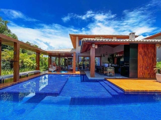 Casa / Sobrado em Condomínio para Venda em Mata de São João/BA Praia do Forte 4 Quartos