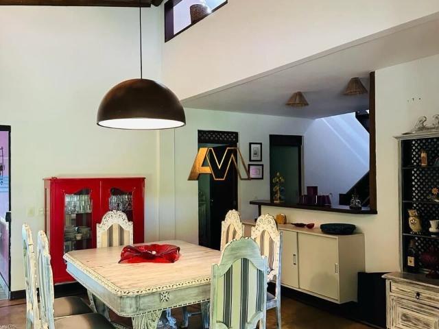 Casa / Sobrado em Condomínio para Venda em Mata de São João/BA Praia do Forte 4 Quartos