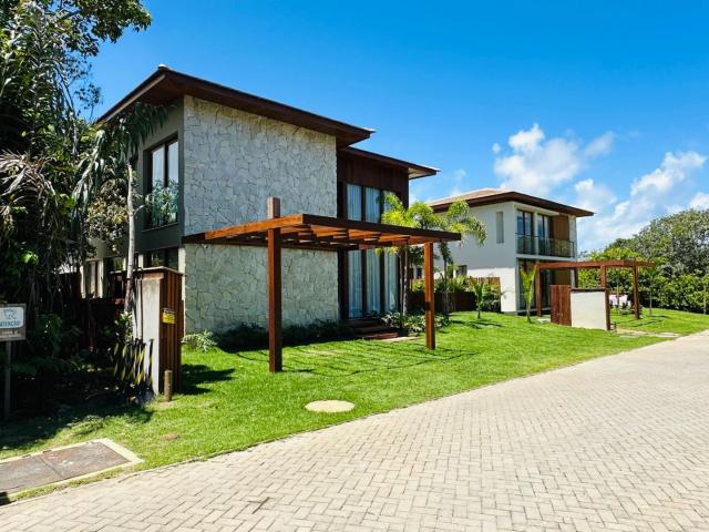 Casa / Sobrado em Condomínio para Venda em Mata de São João/BA Praia do Forte 5 Quartos