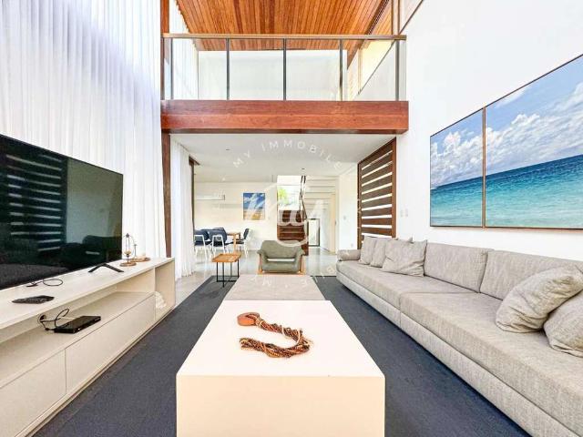 Casa / Sobrado em Condomínio para Venda em Mata de São João/BA Praia do Forte 5 Quartos