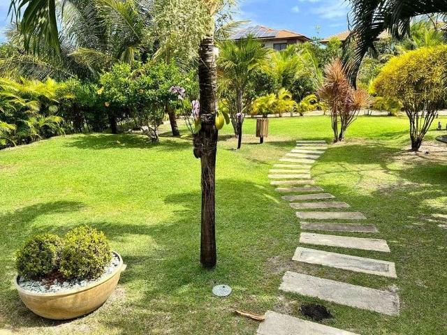 Casa / Sobrado em Condomínio para Venda em Mata de São João/BA Praia do Forte 5 Quartos
