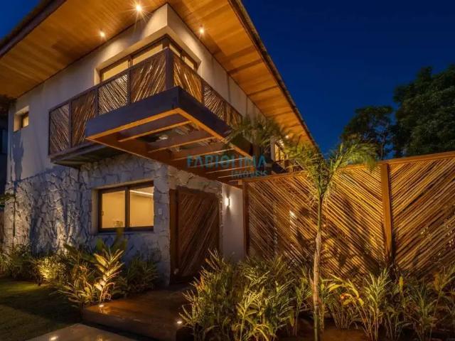 Casa / Sobrado em Condomínio para Venda em Mata de São João/BA Praia do Forte 5 Quartos
