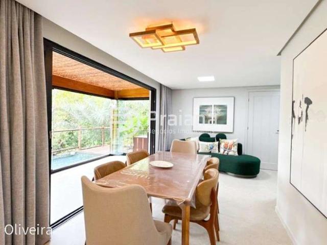 Casa / Sobrado em Condomínio para Venda em Mata de São João/BA Praia do Forte 3 Quartos