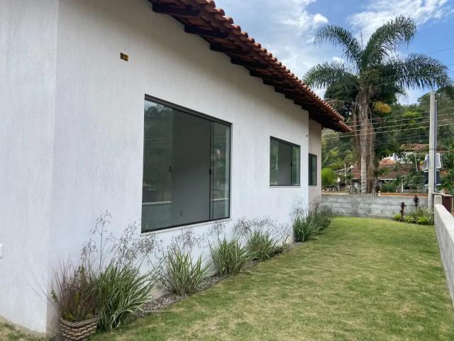 Casa / Sobrado em Condomínio para Venda em Miguel Pereira/RJ Lagoinha 2 Quartos