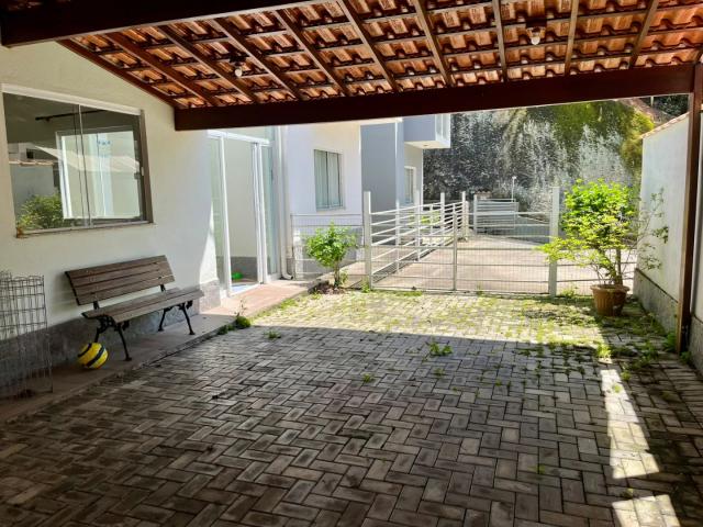 Casa / Sobrado em Condomínio para Venda em Miguel Pereira/RJ Vila Margarida 2 Quartos