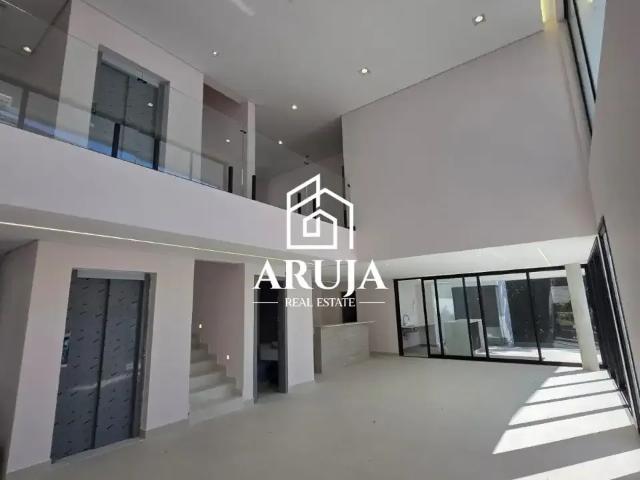 Casa / Sobrado em Condomínio para Venda em Mogi das Cruzes/SP Aruã 4 Quartos