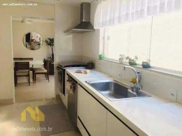 Casa / Sobrado em Condomínio para Venda em Mogi das Cruzes/SP Chácara Jafet 4 Quartos