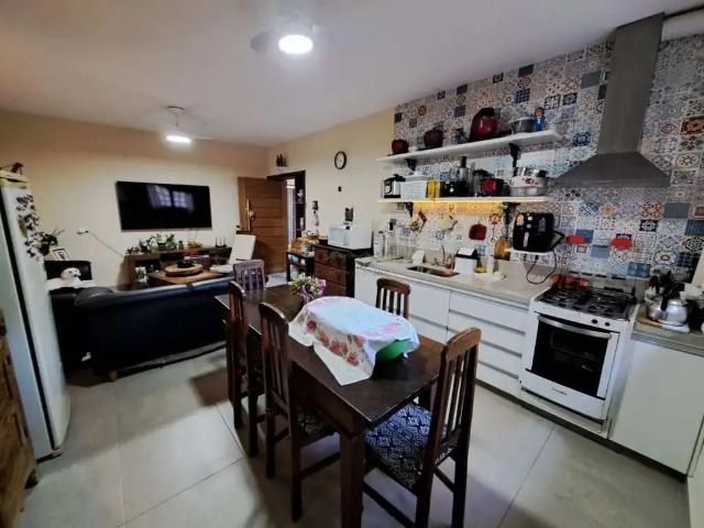 Casa / Sobrado em Condomínio para Venda em Mogi das Cruzes/SP Aruã 4 Quartos
