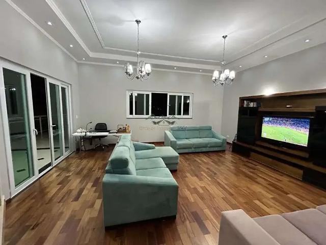 Casa / Sobrado em Condomínio para Venda em Mogi das Cruzes/SP Aruã 4 Quartos