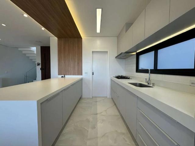 Casa / Sobrado em Condomínio para Venda em Mogi das Cruzes/SP Fazenda Rodeio 3 Quartos