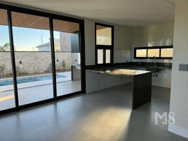 Casa / Sobrado em Condomínio para Venda em Mogi das Cruzes/SP Fazenda Rodeio 4 Quartos