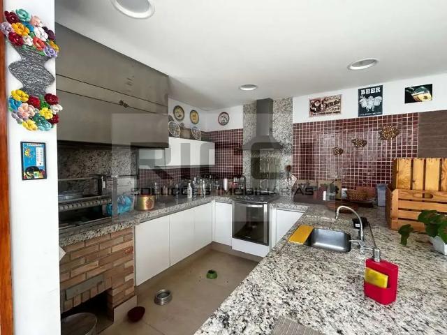 Casa / Sobrado em Condomínio para Venda em Mogi das Cruzes/SP Vila Oliveira 5 Quartos