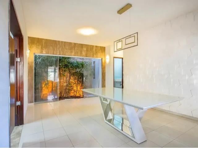 Casa / Sobrado em Condomínio para Venda em Natal/RN Candelária 4 Quartos