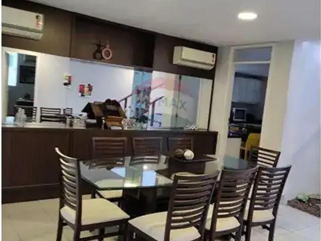 Casa / Sobrado em Condomínio para Venda em Natal/RN Candelária 4 Quartos