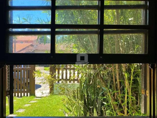 Casa / Sobrado em Condomínio para Venda em Niterói/RJ Várzea das Moças 2 Quartos