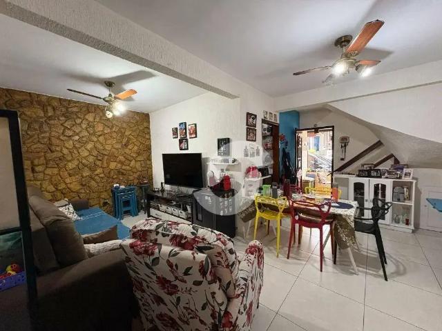 Casa / Sobrado em Condomínio para Venda em Niterói/RJ Badu 3 Quartos