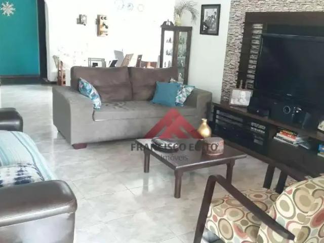 Casa / Sobrado em Condomínio para Venda em Niterói/RJ Badu 3 Quartos