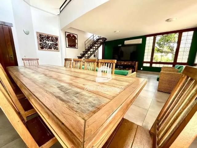 Casa / Sobrado em Condomínio para Venda em Niterói/RJ Badu 4 Quartos