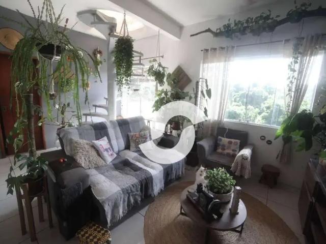 Casa / Sobrado em Condomínio para Venda em Niterói/RJ Baldeador 3 Quartos