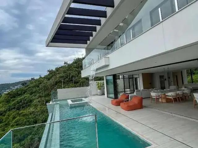 Casa / Sobrado em Condomínio para Venda em Niterói/RJ Charitas 4 Quartos