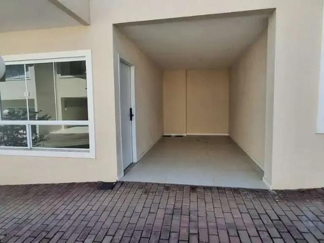 Casa / Sobrado em Condomínio para Venda em Niterói/RJ Engenho do Mato 3 Quartos