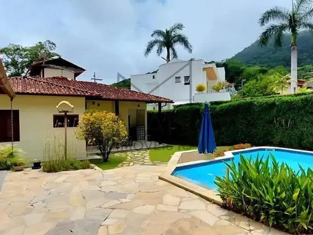 Casa / Sobrado em Condomínio para Venda em Niterói/RJ Engenho do Mato 3 Quartos