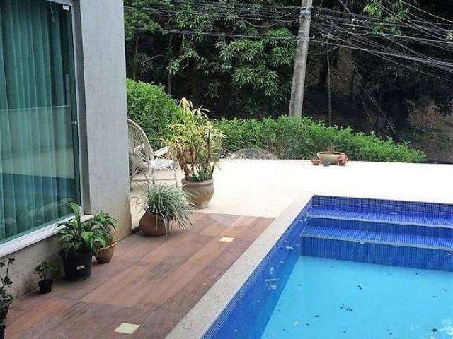 Casa / Sobrado em Condomínio para Venda em Niterói/RJ Engenho do Mato 3 Quartos