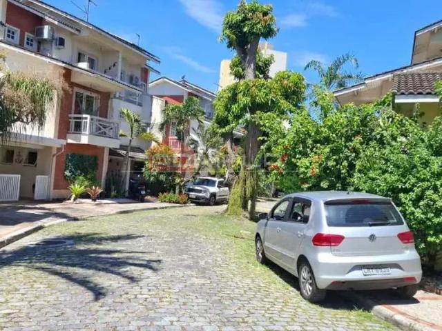 Casa / Sobrado em Condomínio para Venda em Niterói/RJ Ingá 4 Quartos
