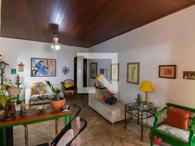 Casa / Sobrado em Condomínio para Venda em Niterói/RJ Ingá 4 Quartos
