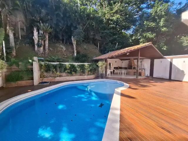 Casa / Sobrado em Condomínio para Venda em Niterói/RJ Itacoatiara 4 Quartos