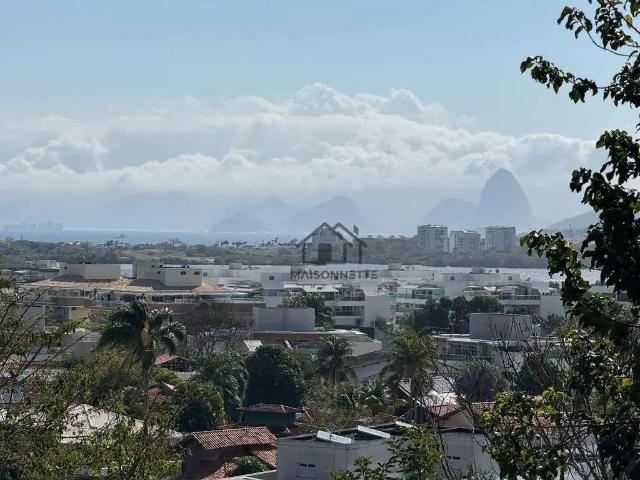 Casa / Sobrado em Condomínio para Venda em Niterói/RJ Itacoatiara 3 Quartos