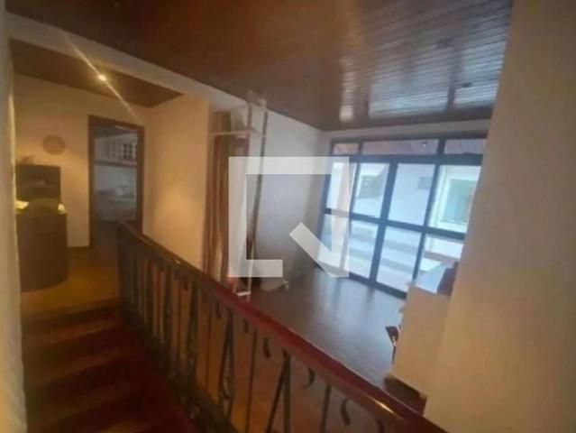 Casa / Sobrado em Condomínio para Venda em Niterói/RJ Itaipu 2 Quartos